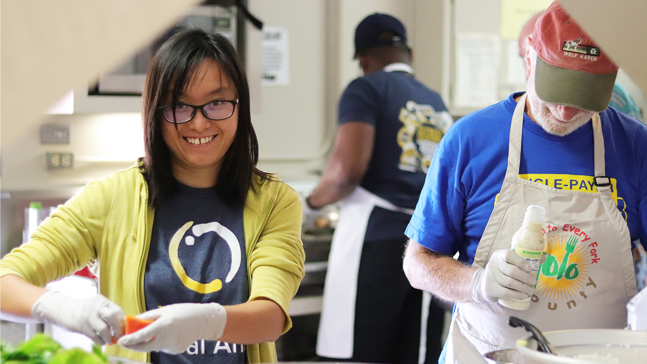 Zoumei Ning at the Food Bank