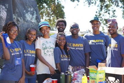 Tene Goodwin volunteering with some of the 2018 UC Davis Mandela Washington Fellows