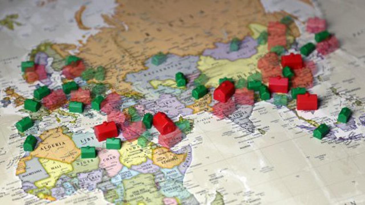 Courtesy of The Chronicle of Higher Education Map with houses
