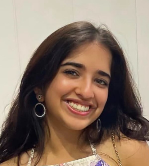 Leisha Jhamb headshot