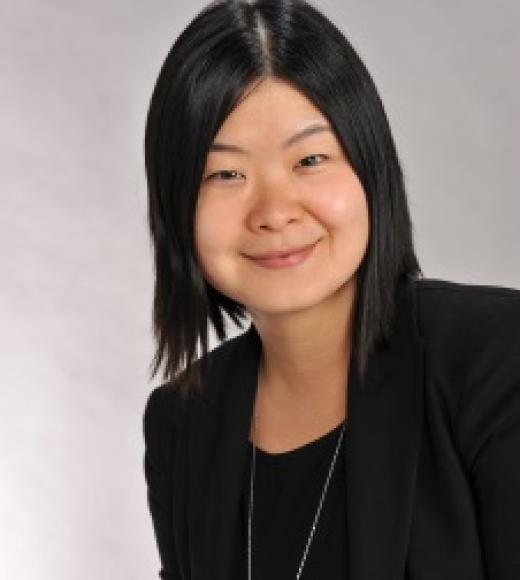 Headshot of Mei Peng.