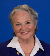 Laura Van Auker headshot