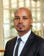 Wolde Headshot