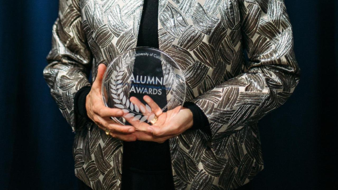 Liliana Ferrer ’87 is the consul general of Mexico in Sacramento. She has been a career foreign service officer for the Mexican government since 1993. She recently received the Cal Aggie Alumni Association’s Emil M. Mark International Award. Liliana Ferrer
