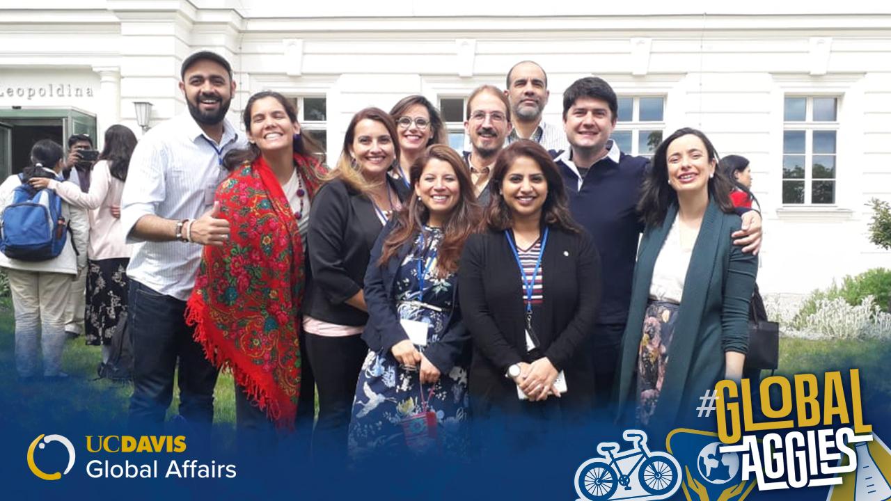 Paulina Carmona-Mora (third from left) with fellow members of the Global Young Academy pose together in front of the Leopoldina in Halle, Germany Paulina Carmona-Mora with fellow members of the Global Young Academy pose together in front of the Leopoldina in Halle, Germany