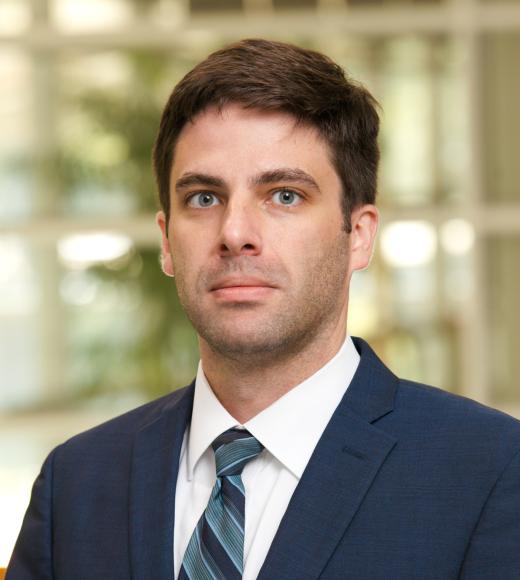 Tom Rosen-Molina Headshot